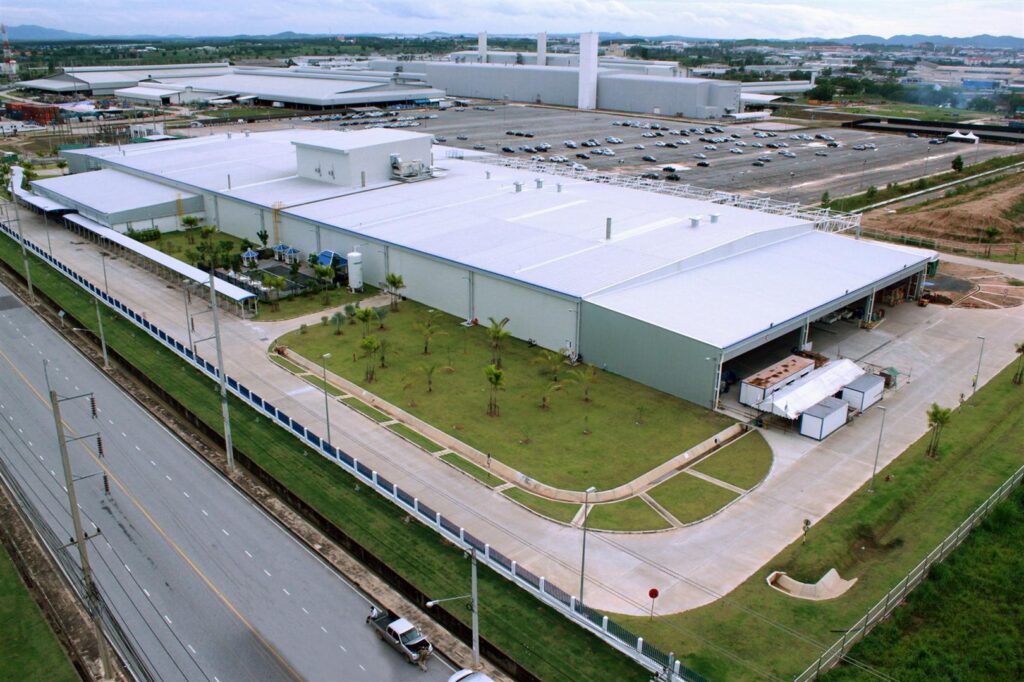 GM-Diesel-Engine-Plant-in-Thailand-04